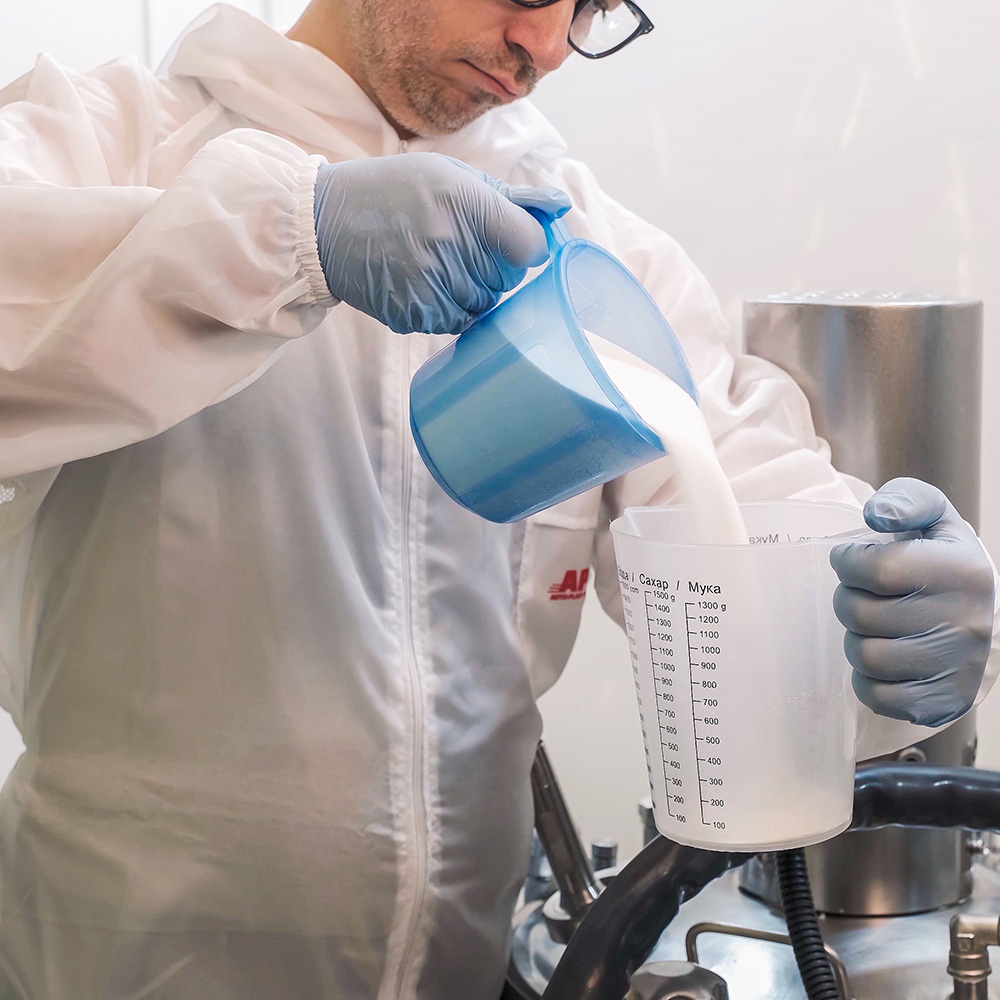 CBD oil Encapsulator for the production of CBD oil capsules, encapsulating CBD oil. Cbd products from oils, vaping pens, edibles, gummies and more.