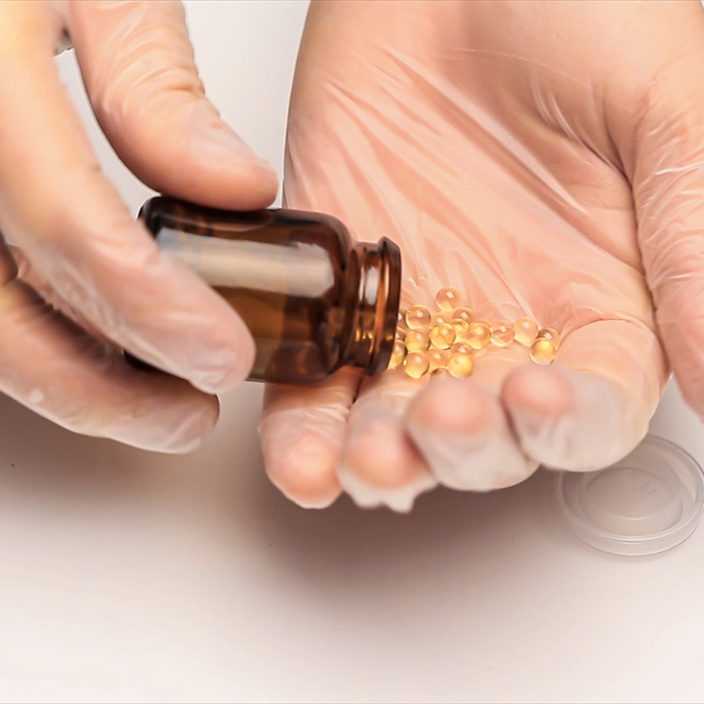 Marijuana oil Encapsulator for the production of Marijuana oil capsules, encapsulating Marijuana oil. Marijuana products from oils, vaping pens, edibles, gummies and more.