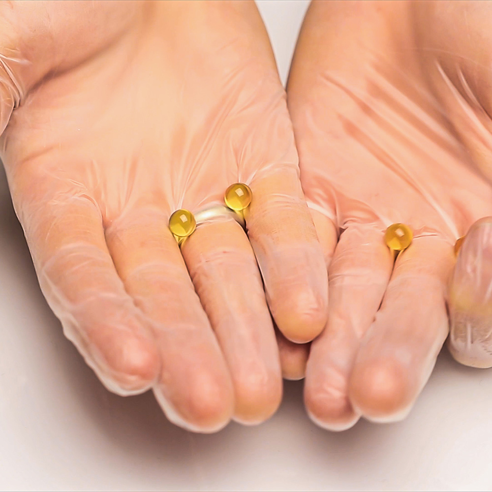 THC oil Encapsulator for the production of thc oil capsules, encapsulating thc oil. THC capsules products from oils, vaping pens, edibles, gummies and more.